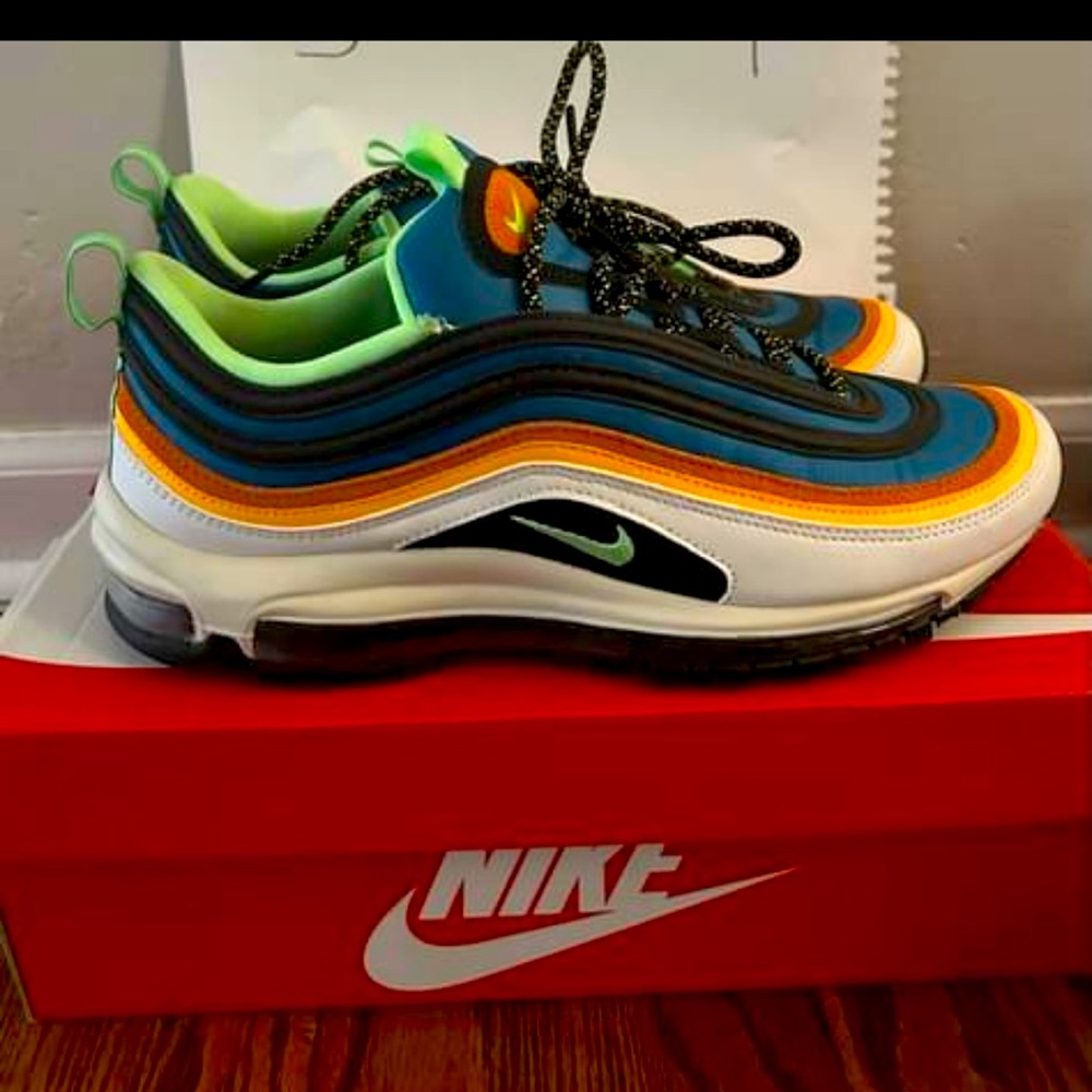 Brand new never worn Nike Airmax 97 Sneakers